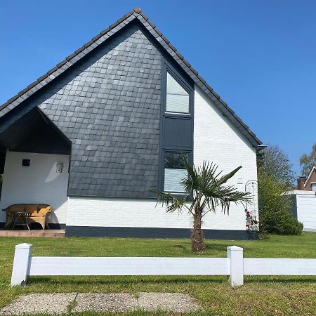 Traumhaftes Geraeumiges Ferienhaus In Meernaehe Брейніссе Екстер'єр фото